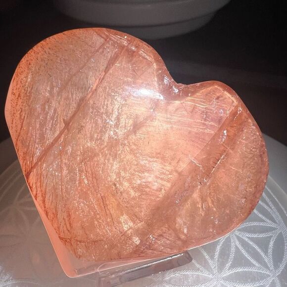 Fire Quartz‎ Crystal Heart (#2) - Picture 6 of 14